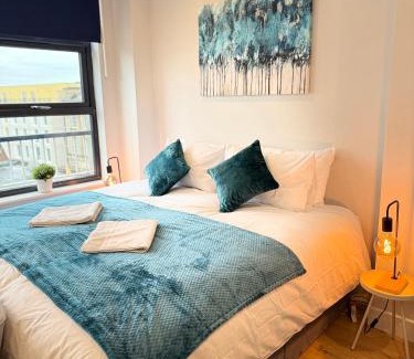 Northampton Apartamento | Luxury Super-King Bed Flat in Town Centre