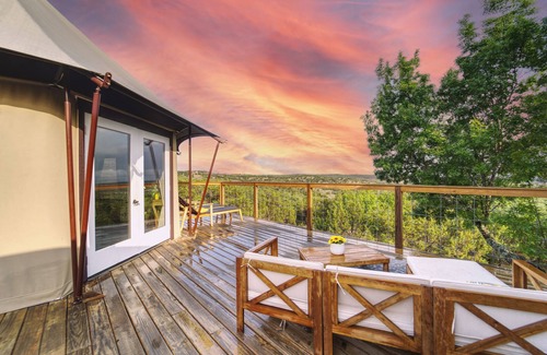 Oatmeal Cabina | Luxury Tent #4 w/outdoor soaking tub and amazing views