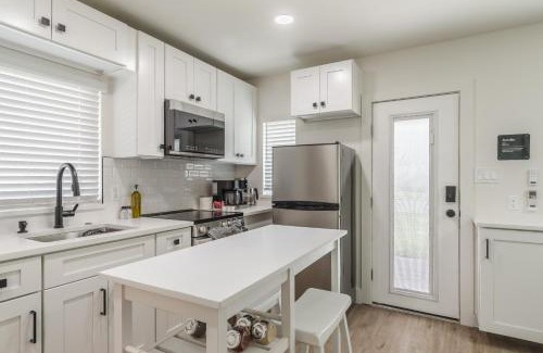 College Park Casa | Luxury Tiny Home 2 Miles from Downtown Orlando