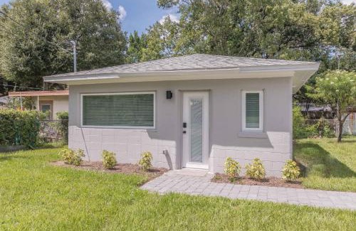 College Park Casa | Luxury Tiny Home 2 Miles from Downtown Orlando
