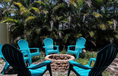 Indian Harbour Beach Casa | Luxury Townhouse Minutes from Beach and Downtown