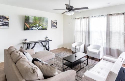 Highlands - Perkins Casa | Luxury Townhome by LSU campus