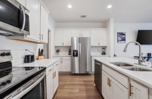 Highlands - Perkins Casa | Luxury Townhome by LSU campus