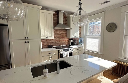 Old Town West Casa | Luxury townhome in Old town 2 blocks to King Street