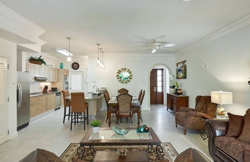 Sandy Lane Casa | Luxury Townhome in Sandy Lane Neighborhood by BSL Rentals