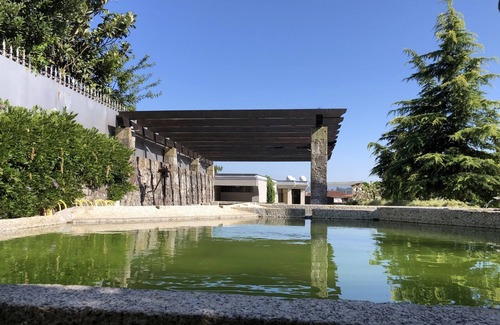 Ronfe Apartamento | Luxury townhouse with jacuzzi in Guimarães!