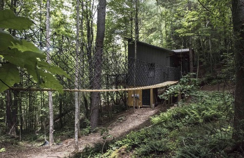 Saluda Cabina | Luxury Treehouse 20 miles from asheville.