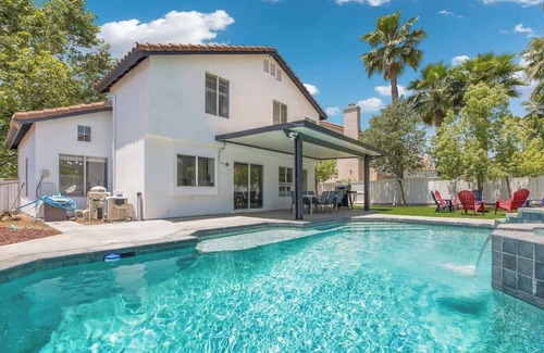 Riverside Casa | Luxury Tropical Modern Villa Pool/ Jacuzzi & Game Room!