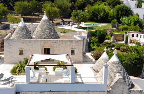L'Assunta Villa | Trullo de lujo con WIFI, piscina privada y espectaculares vistas panorámicas al mar.