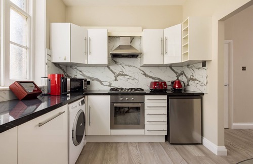 Farringdon Apartamento | Luxury two bedroom Central London apartment minutes from Farringdon Station!