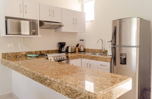Municipio de Progreso Apartamento | Luxury unit by the Pool, Fiber Optic, 70m to Ocean