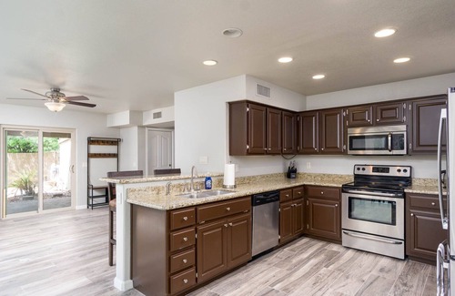 The Islands Casa | Luxury Updated 3-bedroom home with pool in Gilbert