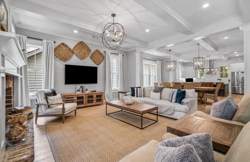 Lawton Woods Casa | Luxury Vacation home in Sea Pines Resort 4 BR 3.5 BA Bikes & Beach Gear included