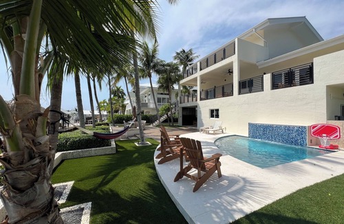 Islamorada Casa | Luxury vacation home. This is Paradise. Perfect for all family occasions.