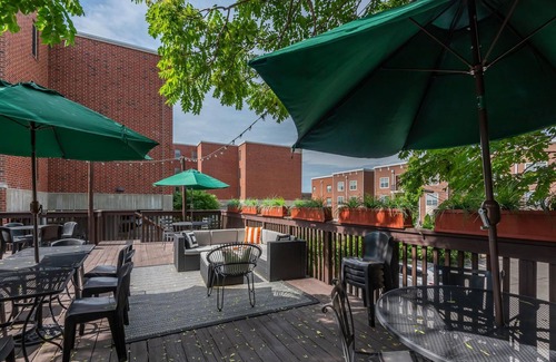 Bloomington Casa | Luxury vacation rental in the heart of Bloomington and the IU campus.