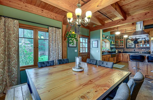 Vashon Island Casa | Luxury Vashon Vacation Rental w/ Beach Access!