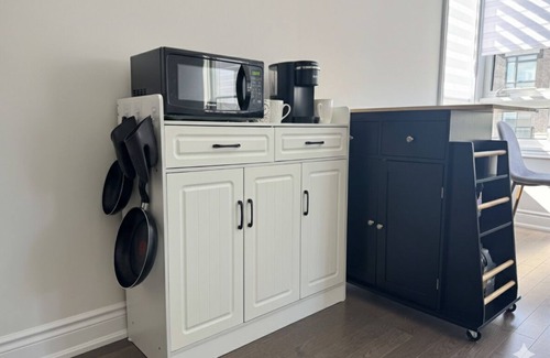 Vaughan Casa | Luxury Vaughan HomeStay – 1BR, Free Parking, Prime Location, 5Min to Wonderland
