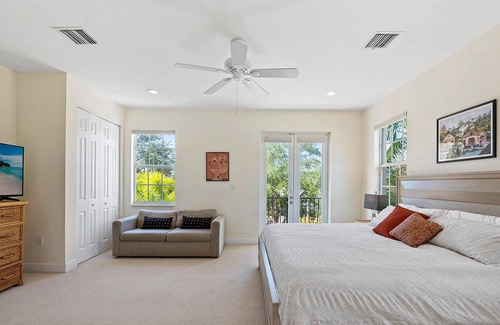 Lauderdale-by-the-Sea Villa | Luxury Villa walk to the beach
