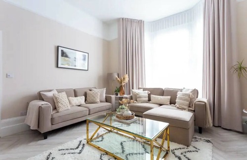 Springfield Casa | Luxury Victorian Home London