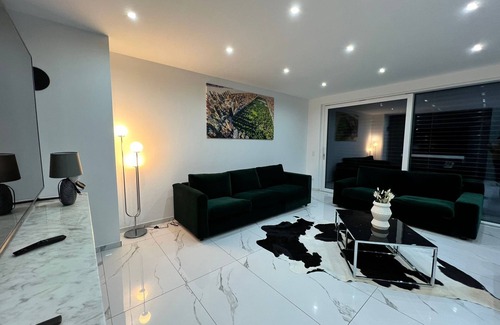 Stammersdorf Villa | Luxury Vienna Villa: Haven for Vienna Explorers