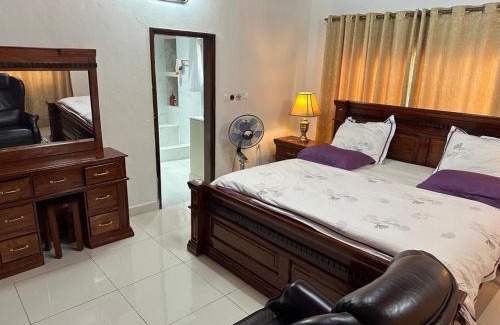 Limbe Casa | Luxury Villa - 3 Bedrooms
