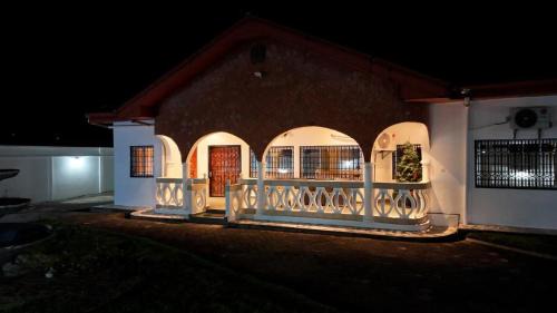 Limbe Casa | Luxury Villa - 3 Bedrooms
