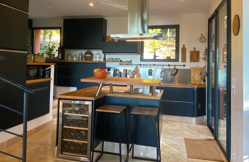Montauroux Villa | Luxury Villa, 8 Guests - Lake View & Private Pool