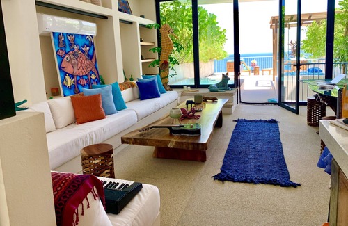 Hidalgo Condominio | Luxury villa above cliffs of Pacific