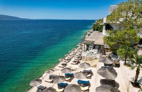 Sarande Hotel | Luxury Villa Alisja Sarande with Private Beach