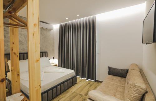 Sarande Hotel | Luxury Villa Alisja Sarande with Private Beach