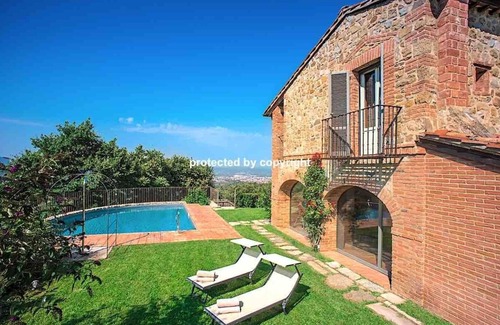 Arezzo Villa | Villa de lujo entre viñedos