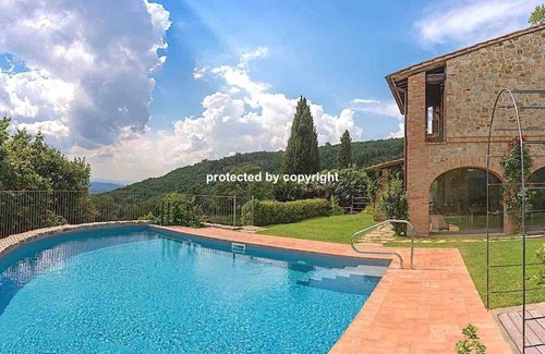 Arezzo Villa | Villa de lujo entre viñedos