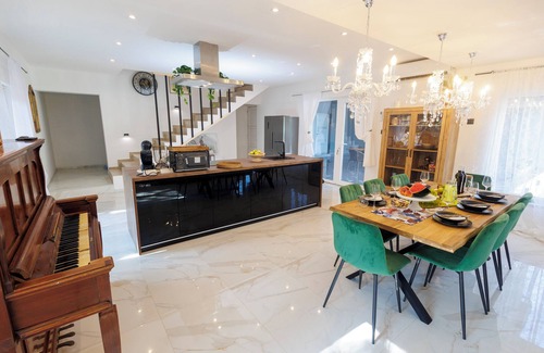 Zagvozd Villa | Luxury VILLA Andrea in the forest near the sea