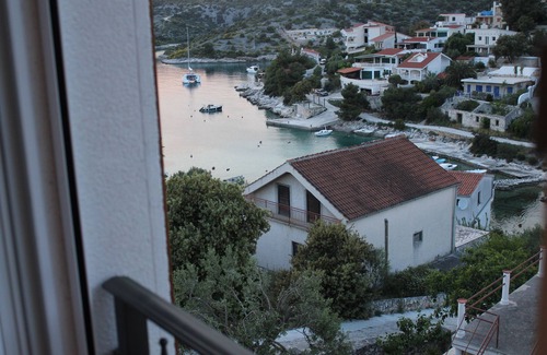 Sevid Villa | Villa de lujo junto al mar, piscina privada, aeropuerto 30 min. 12 personas Vistas al mar, jardín.