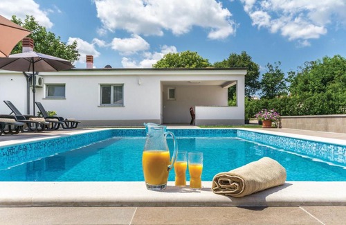 Prodol Villa | Luxury villa CHERRY in natural park