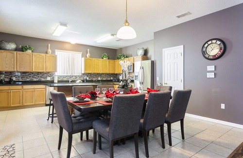 Windwood Bay Casa | Allure, una villa de lujo cerca de Disney 4K TV * Contacte al propietario para obtener un descuento