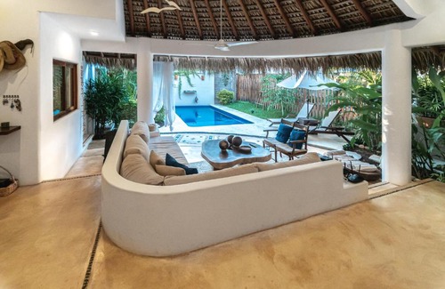 Brisas de Zicatela Villa | Luxury Villa - El Capricho