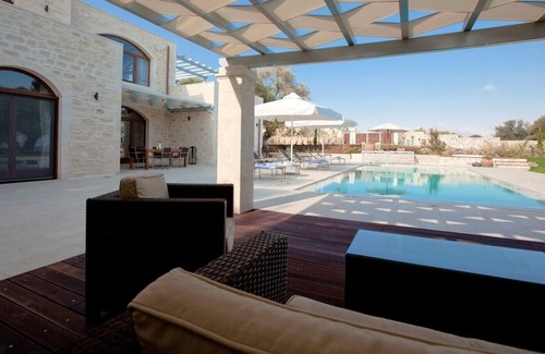 Prines Villa | Villa de lujo Elpida, piscina climatizada, jacuzzi, hermoso jardín