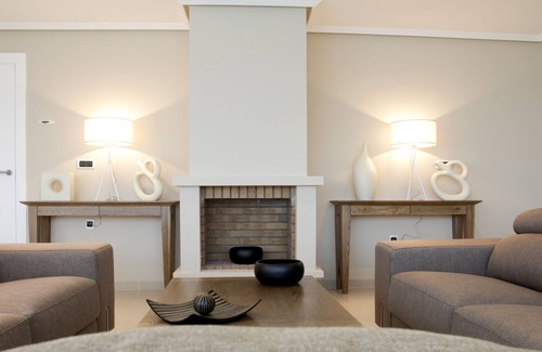 Pueblo Mascarat Casa | Luxury Villa primera linea playa, Wifi Gratis, Piscina Privada, Vistas al mar!!