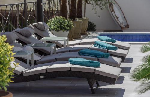Businci Villa | Luxury Villa -Heated Pool -Jacuzzi