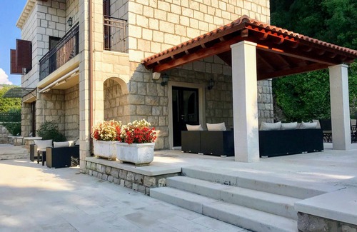 Babin Kuk Villa | Luxury Villa Hedona with Swimming Pool