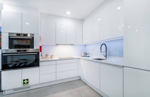 Lagos City Center Chalet De Esquí | Luxury Villa in Lagos Downtown | Terrace | WIFI
