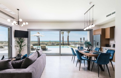 Faistos Villa | Luxury villa just a two-minute walk from the beach