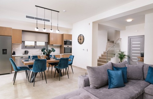 Faistos Villa | Luxury villa just a two-minute walk from the beach