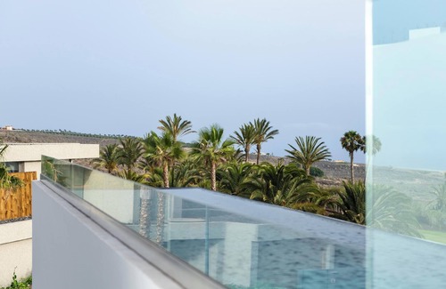 Guía de Isora Villa | Villa "Karat Villa Abama" con piscina, vistas al mar, aire acondicionado, Wi-Fi, jardín y terraza
