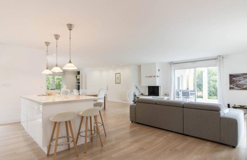 Aussonne Casa | Luxury villa near the airport and Airbus