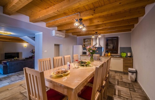Rakalj Villa | VILLA DE LUJO EN ESPACIOSA PROPIEDAD PRIVADA