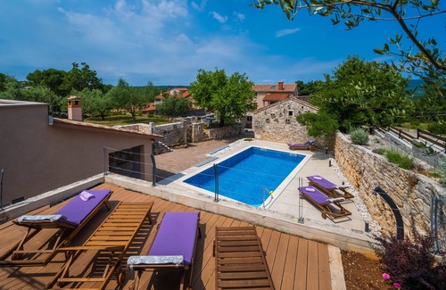 Rakalj Villa | VILLA DE LUJO EN ESPACIOSA PROPIEDAD PRIVADA