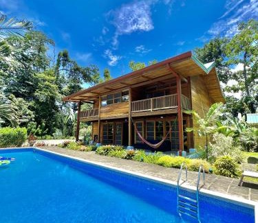 Punta Uva Casa | Luxury Villa Panorama Verde Pool House