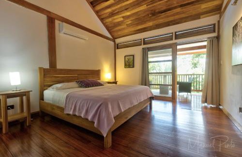 Punta Uva Casa | Luxury Villa Panorama Verde Pool House